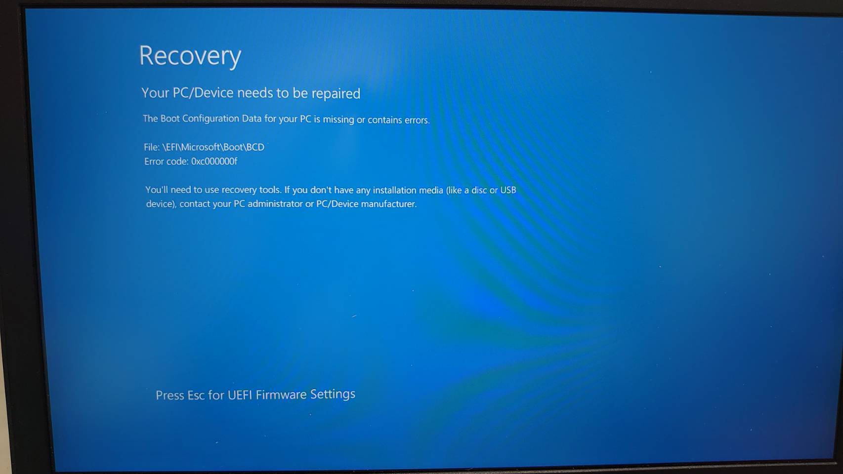 パソコン修理：recoveryと表示される